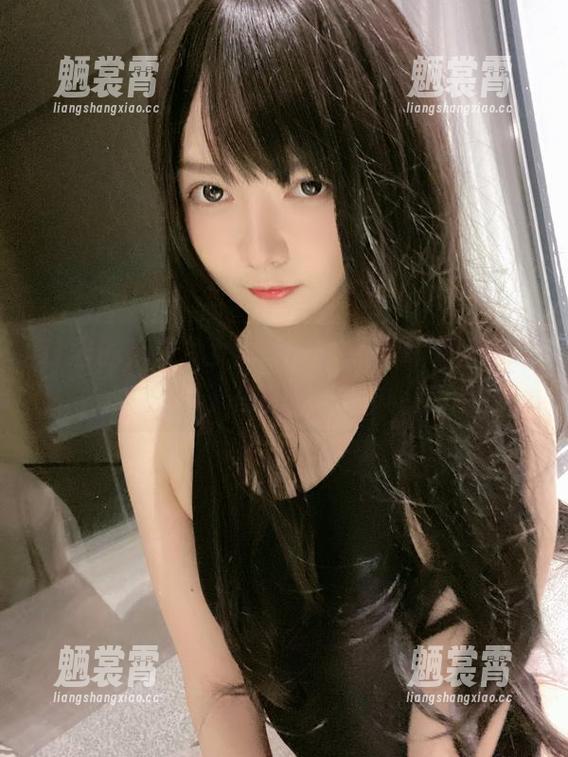 51酱的麻衣兔女郎合集，那个耳朵好像也在害羞？