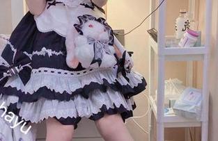 这，不就是我以后壁纸的标准吗？AT鲨和她的白裙，高清那么迷人
