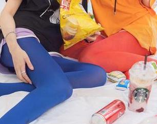 BoBoSocks袜啵啵 – 小沫借着油亮肉丝的名义，带来的愉悦合集，真得不想停下。