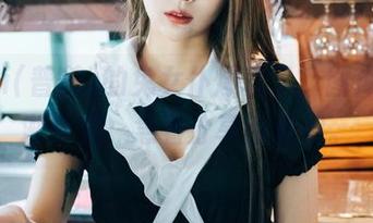 Bomi(普美)的兔女仆爆表了，图库里渐渐升温，急着分享给你们。