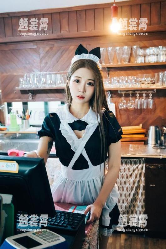 Bomi(普美)的兔女仆爆表了，图库里渐渐升温，急着分享给你们。