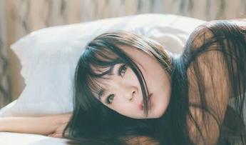GIRLT果团网 – 原图大爆料，王语纯的旅拍在线展现，居然还加入了一点小惊喜？