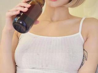 这什么鬼，Hyoyeon(김효연)的KoreanRealgraphic，又是哪个阴影角落拍的？