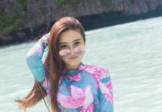 IMiss爱蜜社 – 手里的妤薇Vivian婚纱私拍合集，确实让人想起那些美好的时光