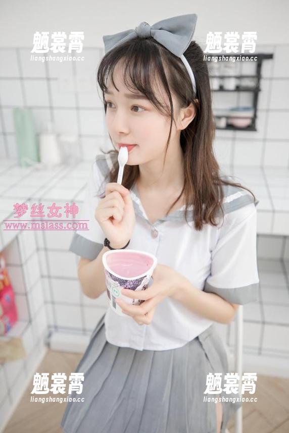 MSLASS梦丝女神 - 高清加持，陈颖儿的车模女神一秒绽放，套图让你尖叫，这车我只负责装饰！