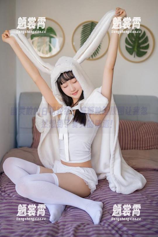 幽灵般的白裙轻纱，喵糖映画原图让我忽然想到了夏天的味道！