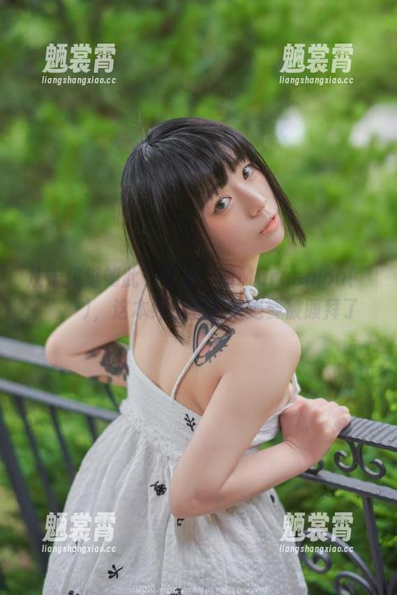 从未见过如此‘干净’的Maruemon(마루에몽)，这本纯白图集怕是要被膜拜了