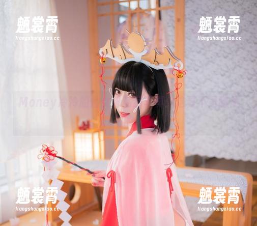 Money冷冷的仙女粉私房写真：这真不是随便拍的。