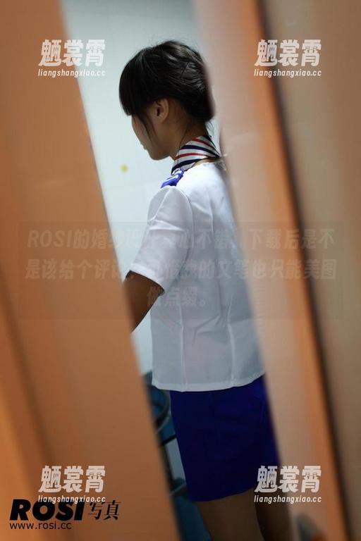 ROSI的婚纱设计真心不错，下载后是不是该给个评论？可惜我的文笔也只能美图做点缀。