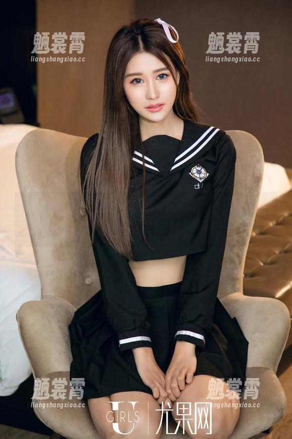 UGirls尤果网 - 尤娜娜的“床上艺术”：全套图包居家如何轻松玩出花
