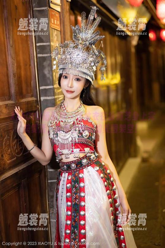 XIAOYU语画界 - 连体衣在徐莉芝身上完美复活，配得上我们的美图架空！