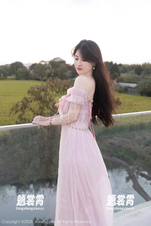 Xiuren秀人网 - 高清图包里的刘婷婷：体操服让你见识何为‘呆萌’！