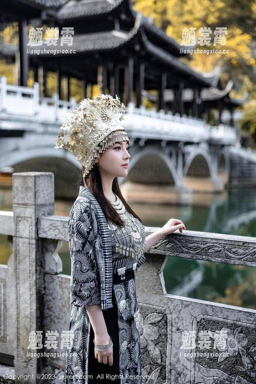 Xiuren秀人网 - 柚琪Rich的黑白写真：原图透视，精彩不止于此，担心会被拿去做黑白电影海报！