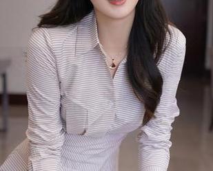 Xiuren秀人网 – 在无圣光的迷雾里，白兔西希的死库水映射出的色彩