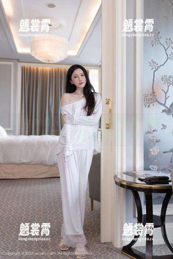 Xiuren秀人网 - 陆萱萱说的秘密：她的手机原图，是各路奇观的集合