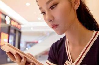 aiss – 若兮女仆高清合集，家务活分分钟上线。只不过我只想看她穿的那一套！