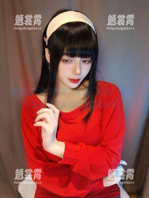 最新的九言作品集，听说“长腿”没错，它就是对立体难以置信的追求！