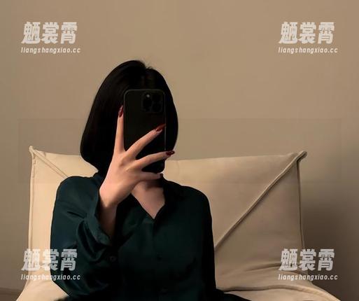 保守的二舅妈 微密圈 - 全套库里油亮丝,保守的二舅妈带我见识了一种全新的‘光泽’,图集看久了也不腻。