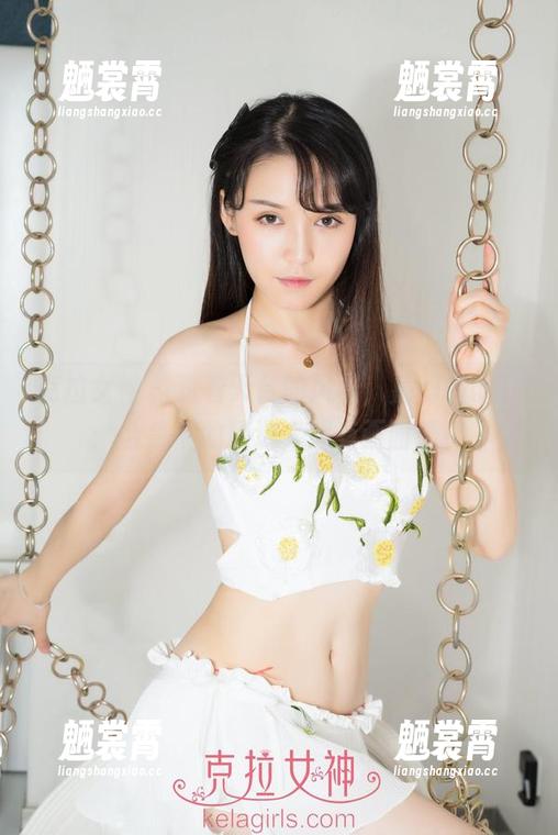 克拉女神-嘉萌 克拉女神 - 对着天台的风景,嘉萌的时刻:合集中的精选,超有画面感!
