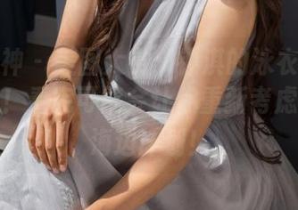 克拉女神 – 美图大赏：钟淇的泳衣私房秀，警告！看完可能会让你重新考虑周末的海边计划！