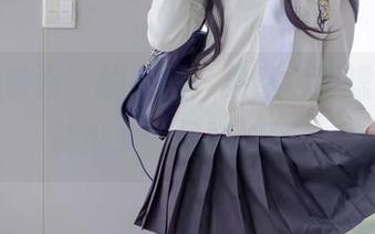 “兔玩映画”的美图，果然名不虚传！刀锋少女，风味独特。