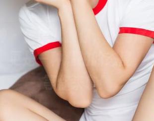 头条女神 – 信悦儿教你，双马尾不止是一种发型，更是一种私拍的态度，原图在前等你来拿！