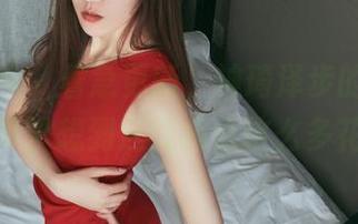 头条女神 – 着急更新，神琦泽步的牛仔裤穿搭真没想到还能搞出这么多花样。