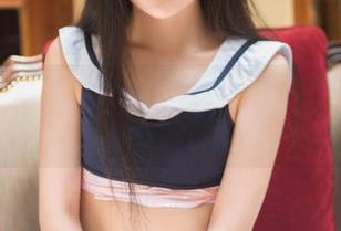 头条女神 – 筱溪+夏天=无处不在的福利和无节操的图片画风。