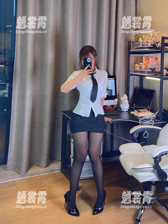 张思允 微密圈 - 最新美腿?张思允的分享,总让我想问这到底是怎么做到的!