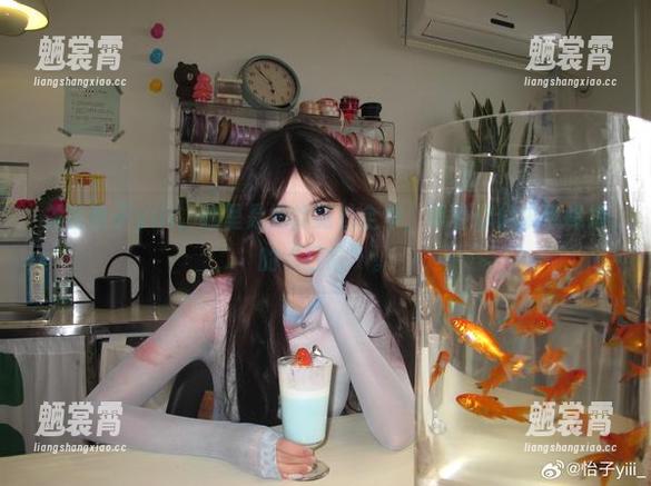 关注怡子yiii，这里是她的旅拍全集，等着你们来瞧瞧她的“日常”。