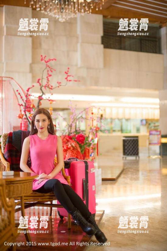 推女神 - 瑜伽与叶佳颐：一组需要配乐的写真，图片里压根没同步，完全属于自娱自乐！