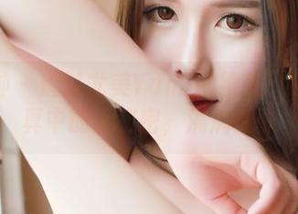 推女神 – 透过尤美Yumi的镜头：定制写真中的小秘密，满满暧昧
