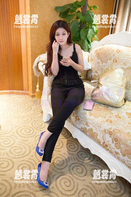 推女郎 - 一览无遗，谭冰女孩篇更新，图片自带滤镜的那种思绪‧