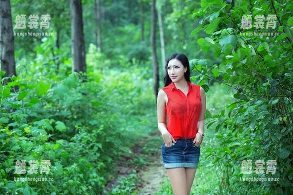 推女郎 - 体操服+陆瓷=眼前一亮，无聊的日常也能因为这样的美图而精彩，赶快分享吧！
