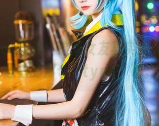 无筝ryou新作：这张女友其实是我脑海里想象的那个‘type’吧。