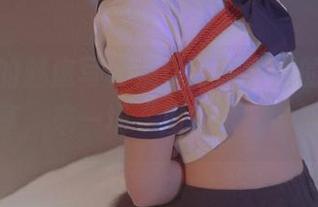 是青水的魅魔写真集，打破常规的资源分享，来一场“魔幻”约会吧