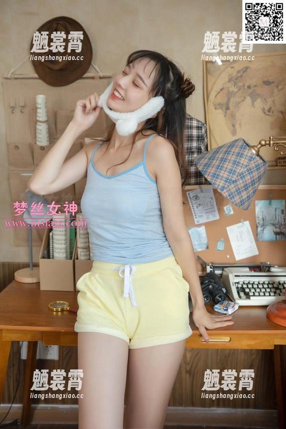 梦丝女神 - 全套搭配再加上刘诺的长腿，效果算得上意外惊喜？