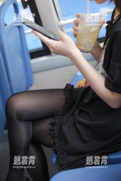 森萝财团 原图不藏私,森萝财团精选的黑丝少女让人流连