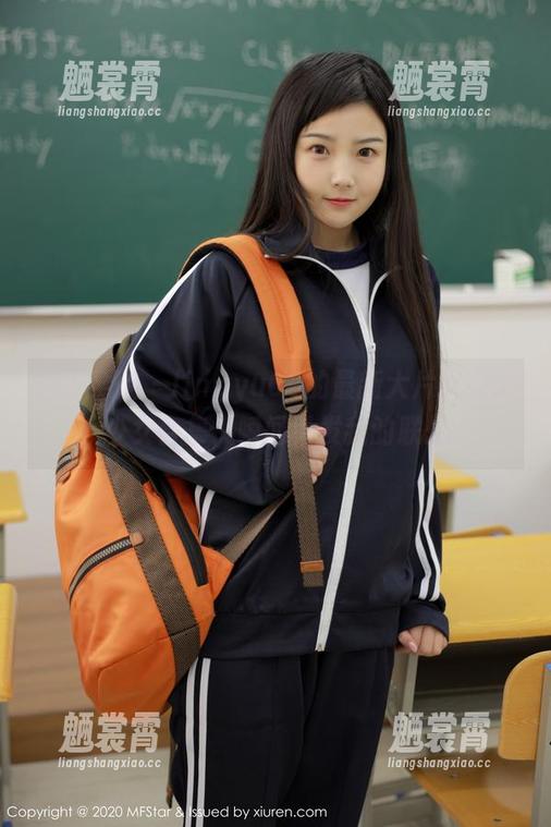 模范学院 - lingyu69的最新大片又来了，少女合集，瞬间引发我的联想。