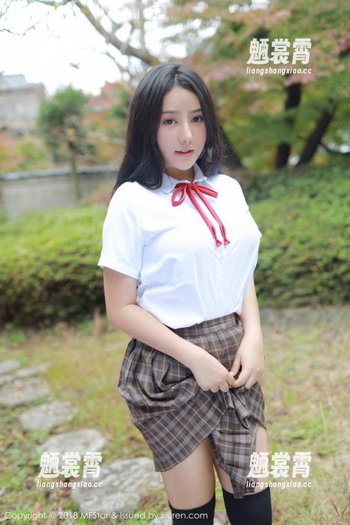 模范学院 - 铁！真铁！佟蔓baby美图里的制服，连上班都想早起换衣服！