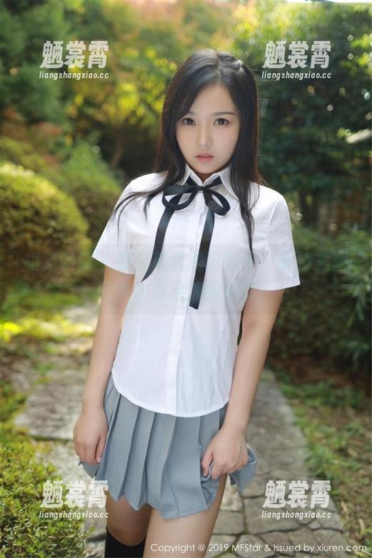 模范学院 - 在白茹雪的日常中，高清美图和真实自我擦肩而过！