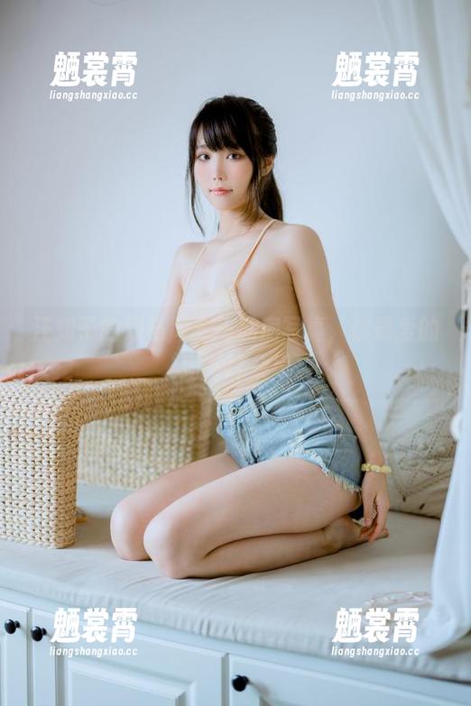 汪知子的双马尾——私房写真，你最爱的‘狗’耳朵风！