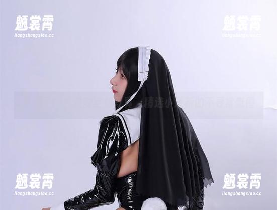 发现了！浅安安空姐写真，精选小清新的不寻常氛围