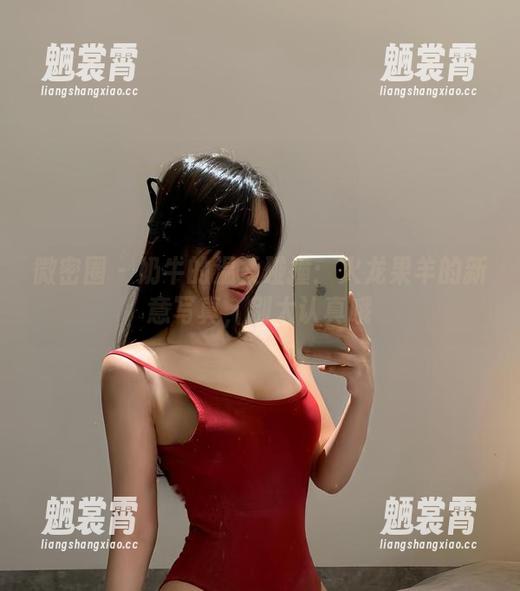 微密圈 - 奶牛的温柔碰撞：火龙果羊的新意写真，别太认真哦