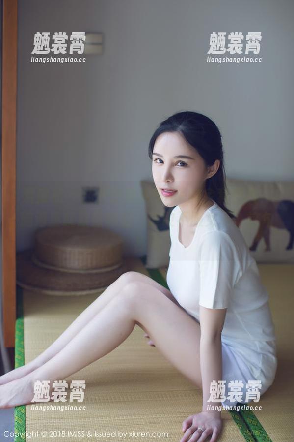 爱蜜社 - 翻开张思允Nice的全套图片，脑海里就默默响起‘谁敢不服女王’这句台词
