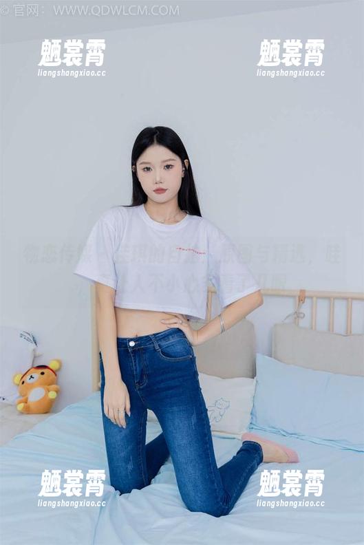 物恋传媒 - 佳琪的自拍：原图与精选，哇，真让人不小心多看了几眼