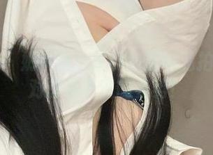 微密圈 – 奶牛趴：玫桃泡芙的私拍和你绝对想象不到的姿势！