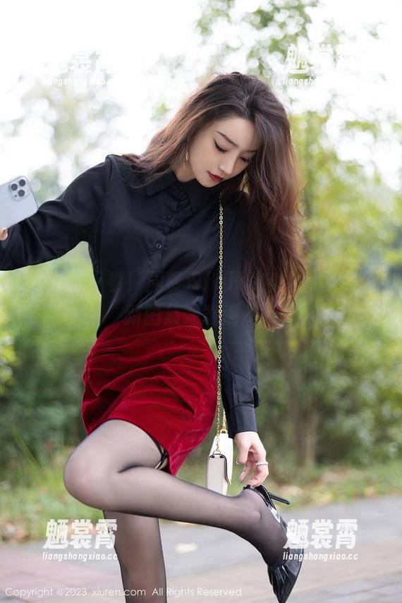 秀人网 - 看！周慕汐fairy穿体操服，最新图集诚意满满。