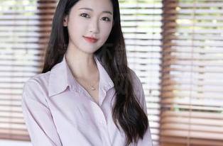 秀人网 – 谁说清纯不能玩得开心？娜比的图集中，一切都是可能