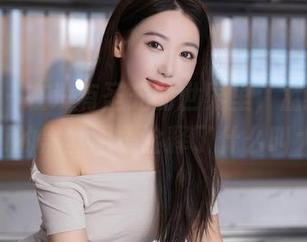 秀人网 – 在没有圣光的世界里，孟狐狸FoxYini的黑丝图集诠释了什么叫大胆！
